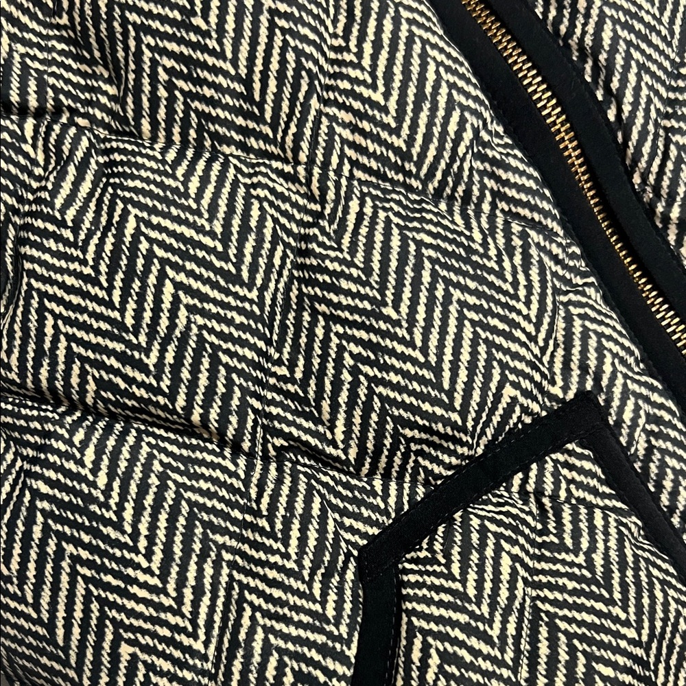 J.Crew Women’s Navy and Cream Patterned Vest XXS - Picture 3 of 8